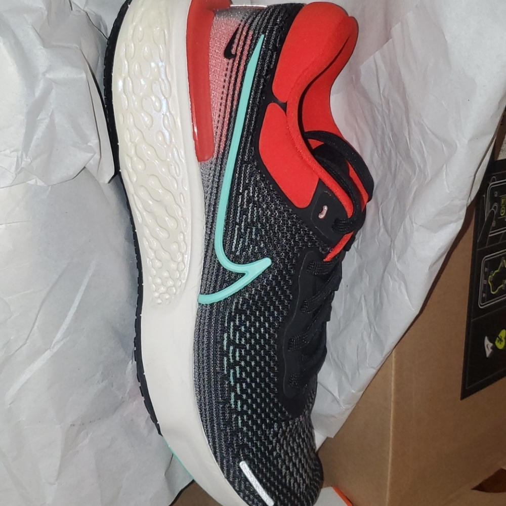 Nike Zoom X Invincible Run FK